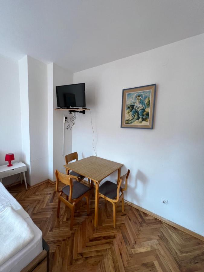 Ksenia Guesthouse Apartments And Studios Budva Exterior photo