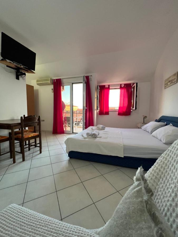 Ksenia Guesthouse Apartments And Studios Budva Exterior photo