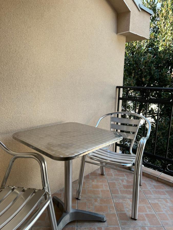 Ksenia Guesthouse Apartments And Studios Budva Exterior photo