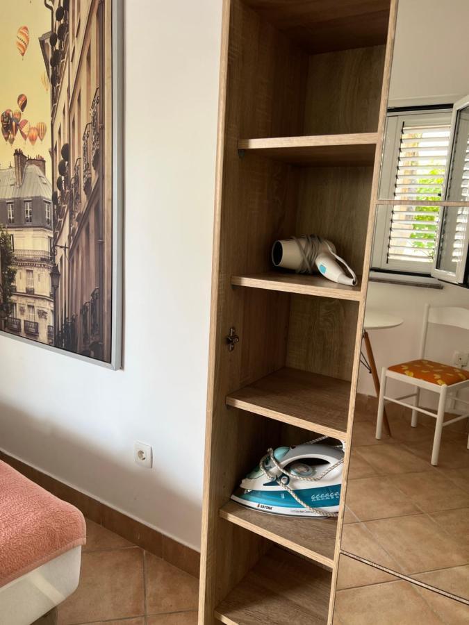 Ksenia Guesthouse Apartments And Studios Budva Exterior photo
